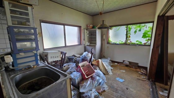 【見晴らし良好！1階は残置物なし】神奈川県横須賀市 戸建 画像6