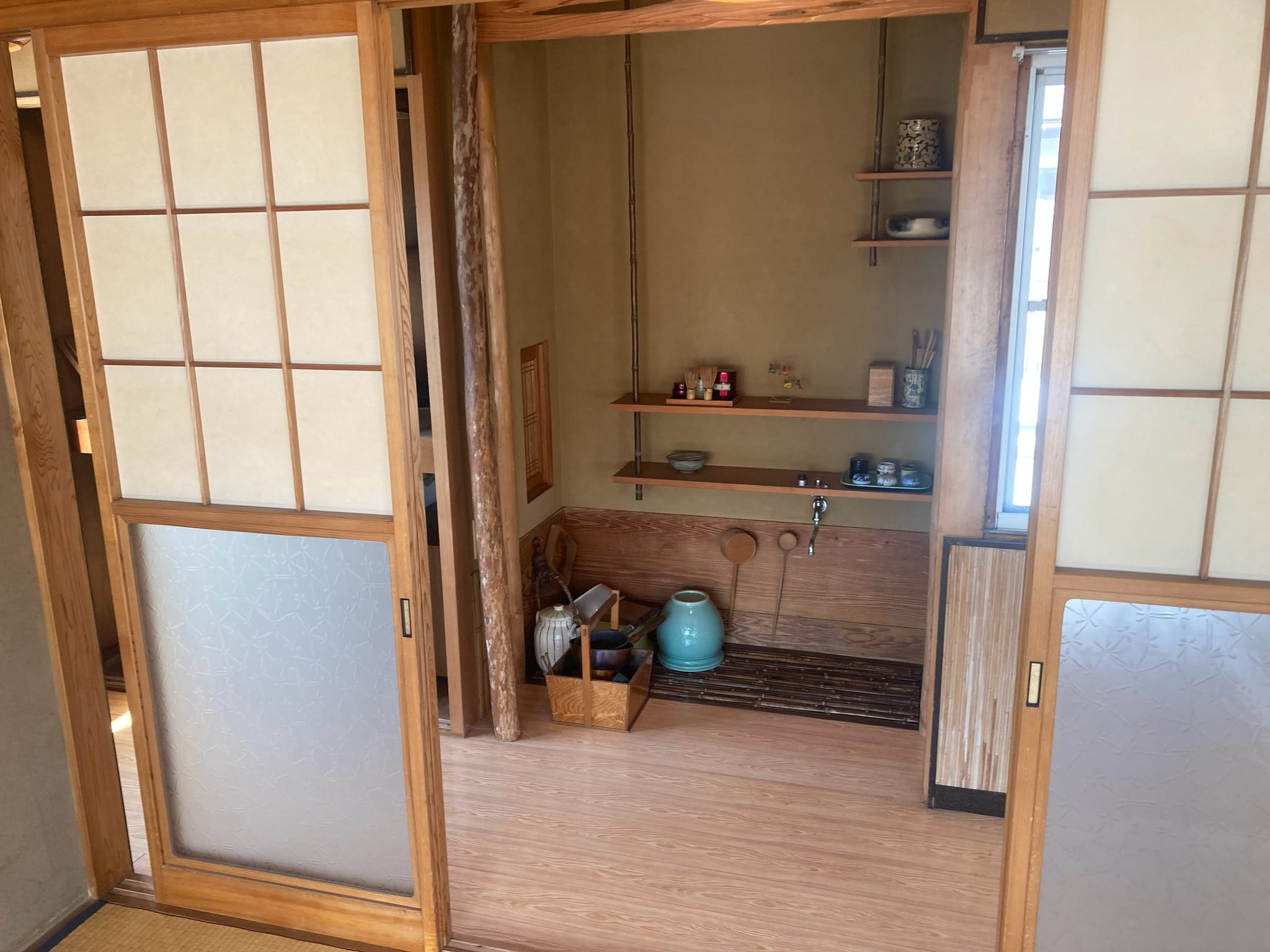 【一部リフォーム済み！車庫付き！】秋田県能代市　戸建て 画像6